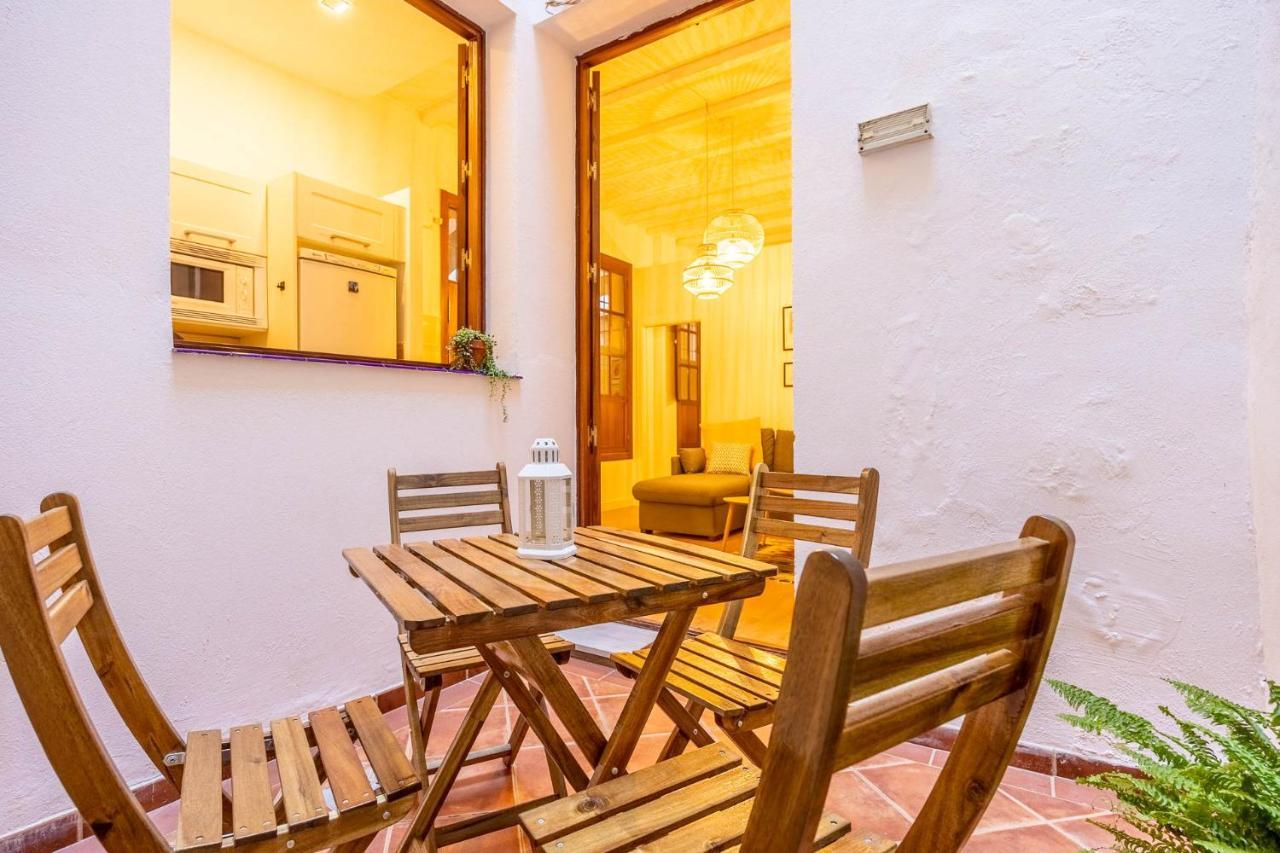 Palacios Malaver Suite Home Севилья Экстерьер фото